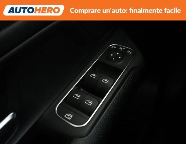 MERCEDES-BENZ GLA 180 Automatic Business