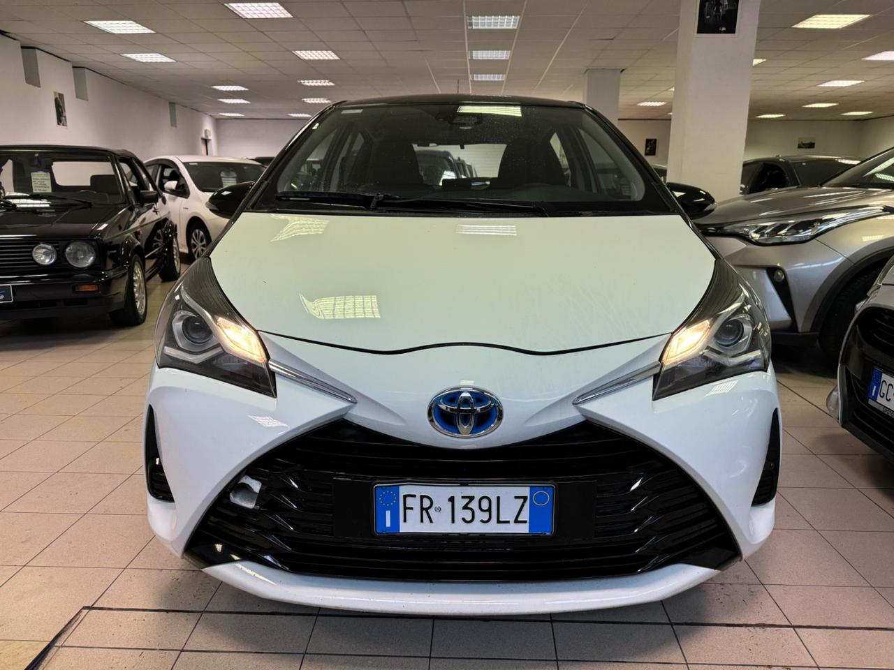 Toyota Yaris 1.5 Hybrid 5 porte Cool