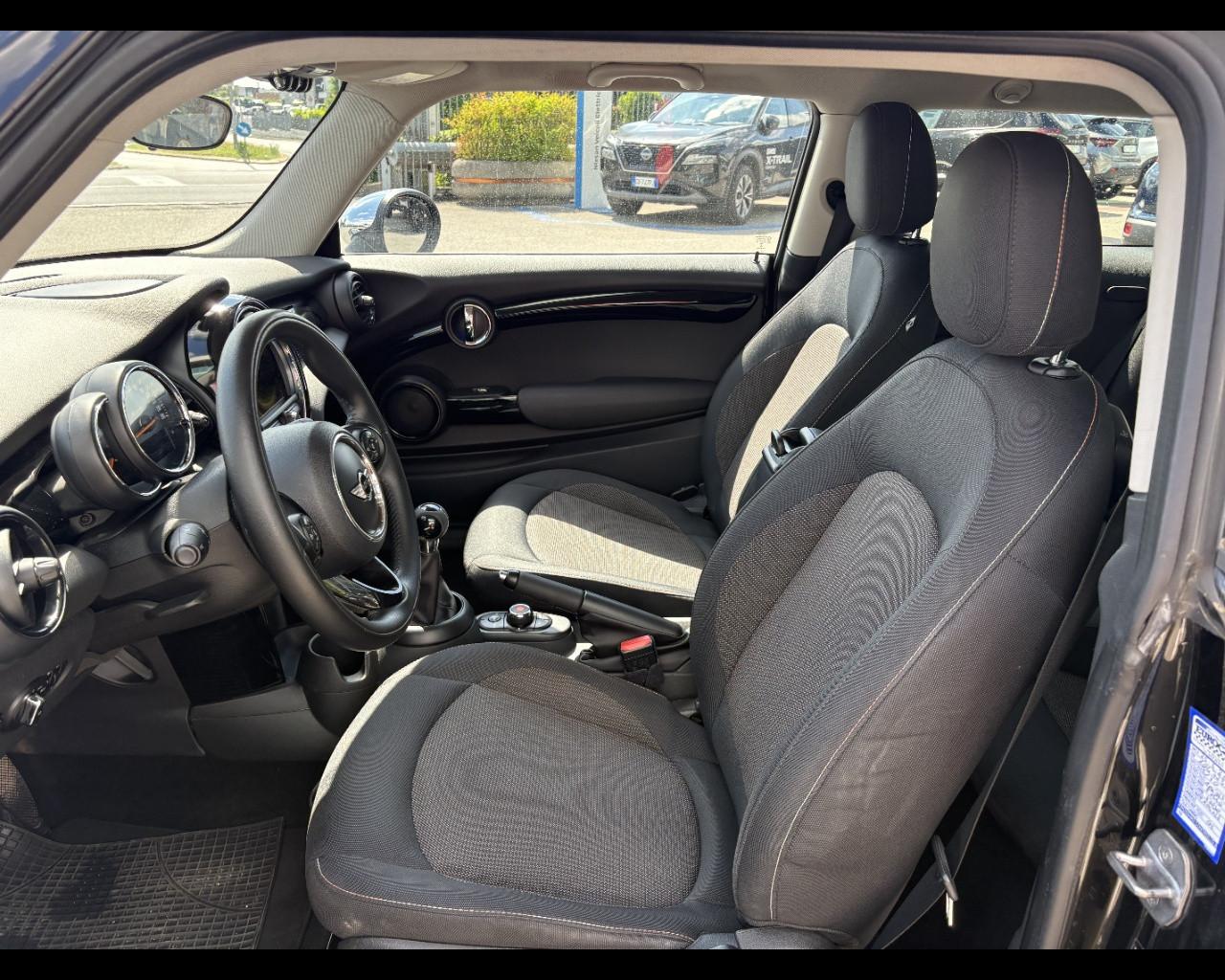 MINI Mini (F56) - Mini 1.5 Cooper D