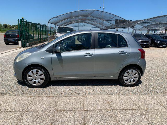 TOYOTA Yaris 1.3 5 porte Sol
