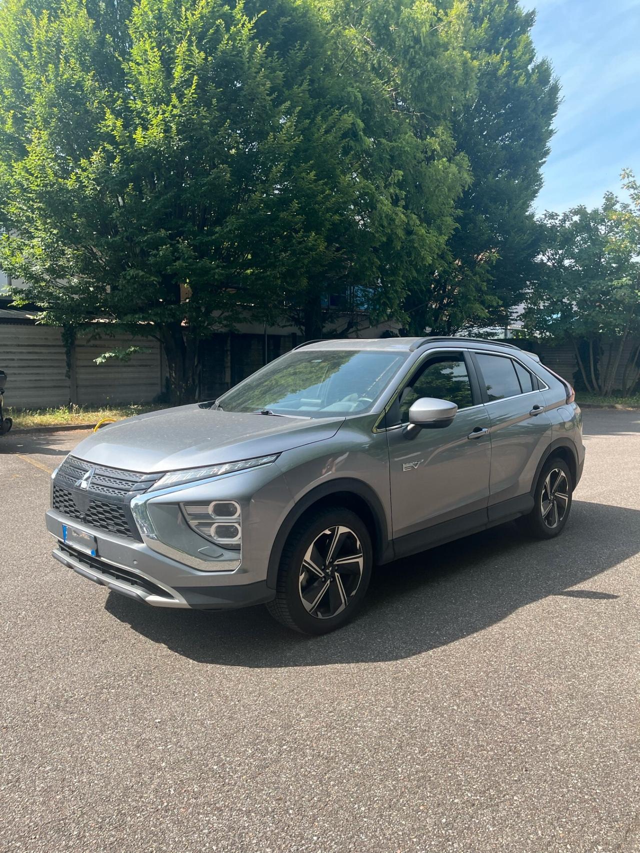 Mitsubishi Eclipse Cross ECLIPSE CROSS 2.4 PHEV INSTYLE SDA PACK 0 AUTO