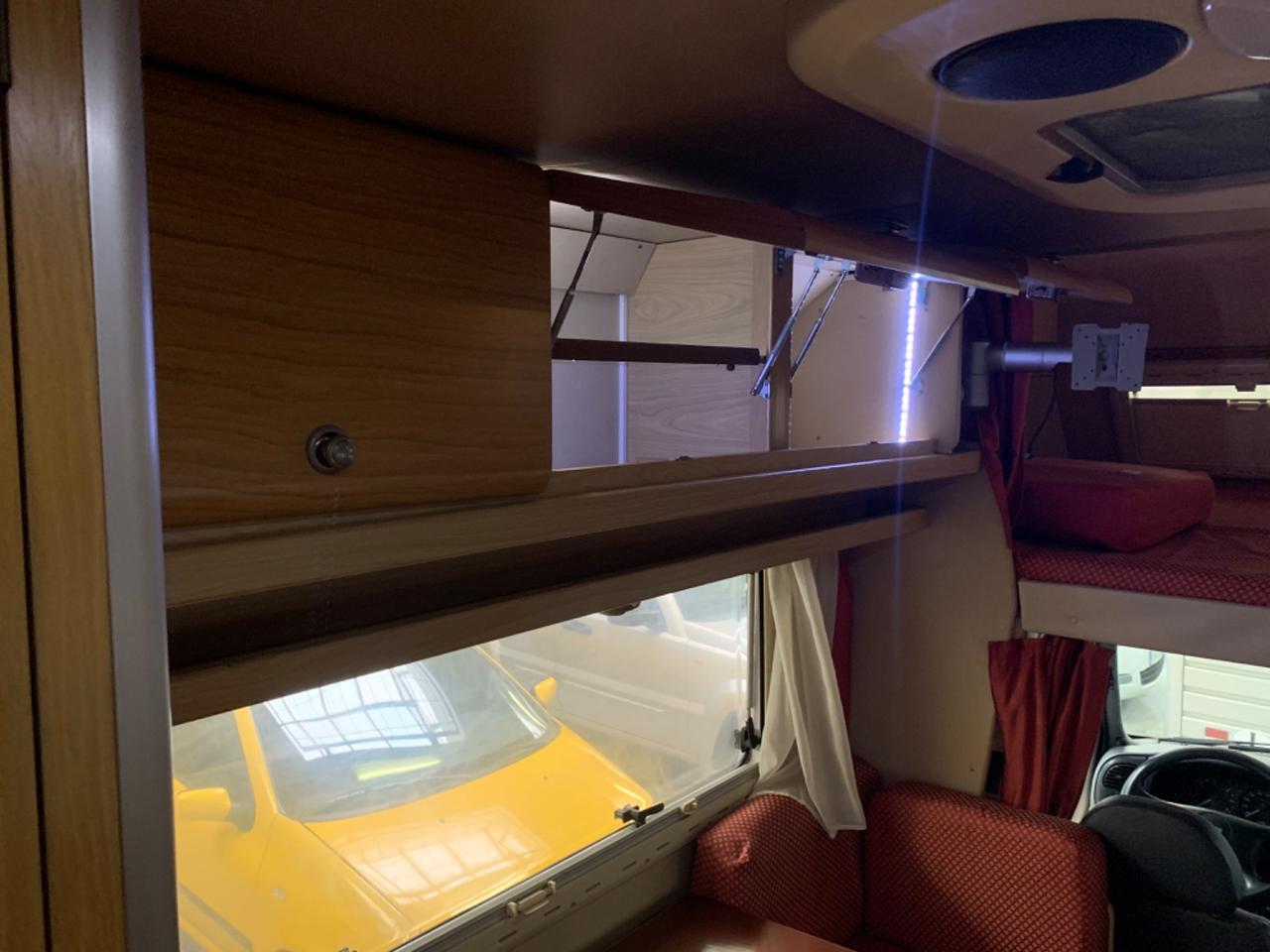 Laika ecovip oro 7posti gemellato 2.5 TD (a nuovo)