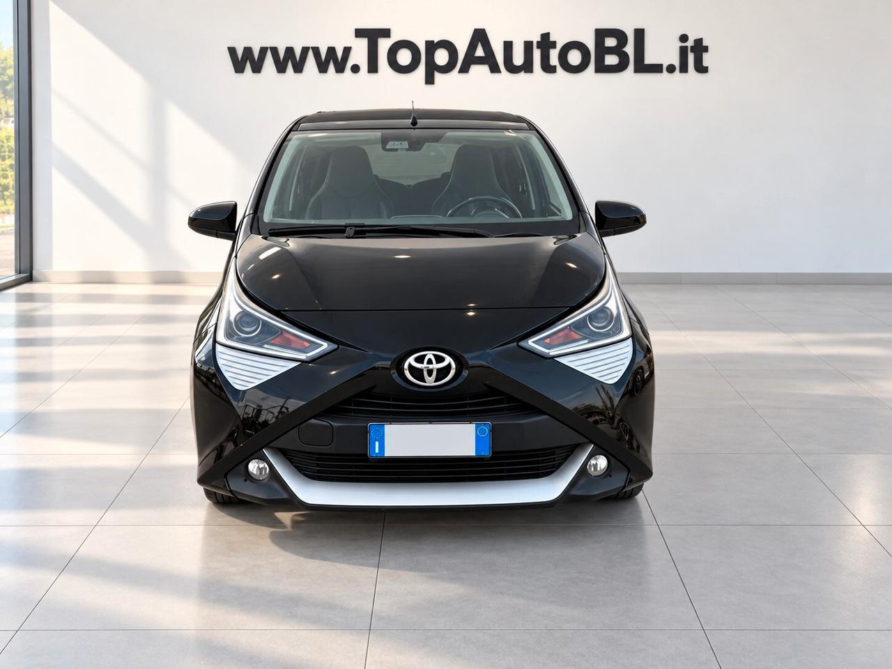 Toyota Aygo Connect 1.0 VVT-i 72 CV 5 porte x-wave MMT