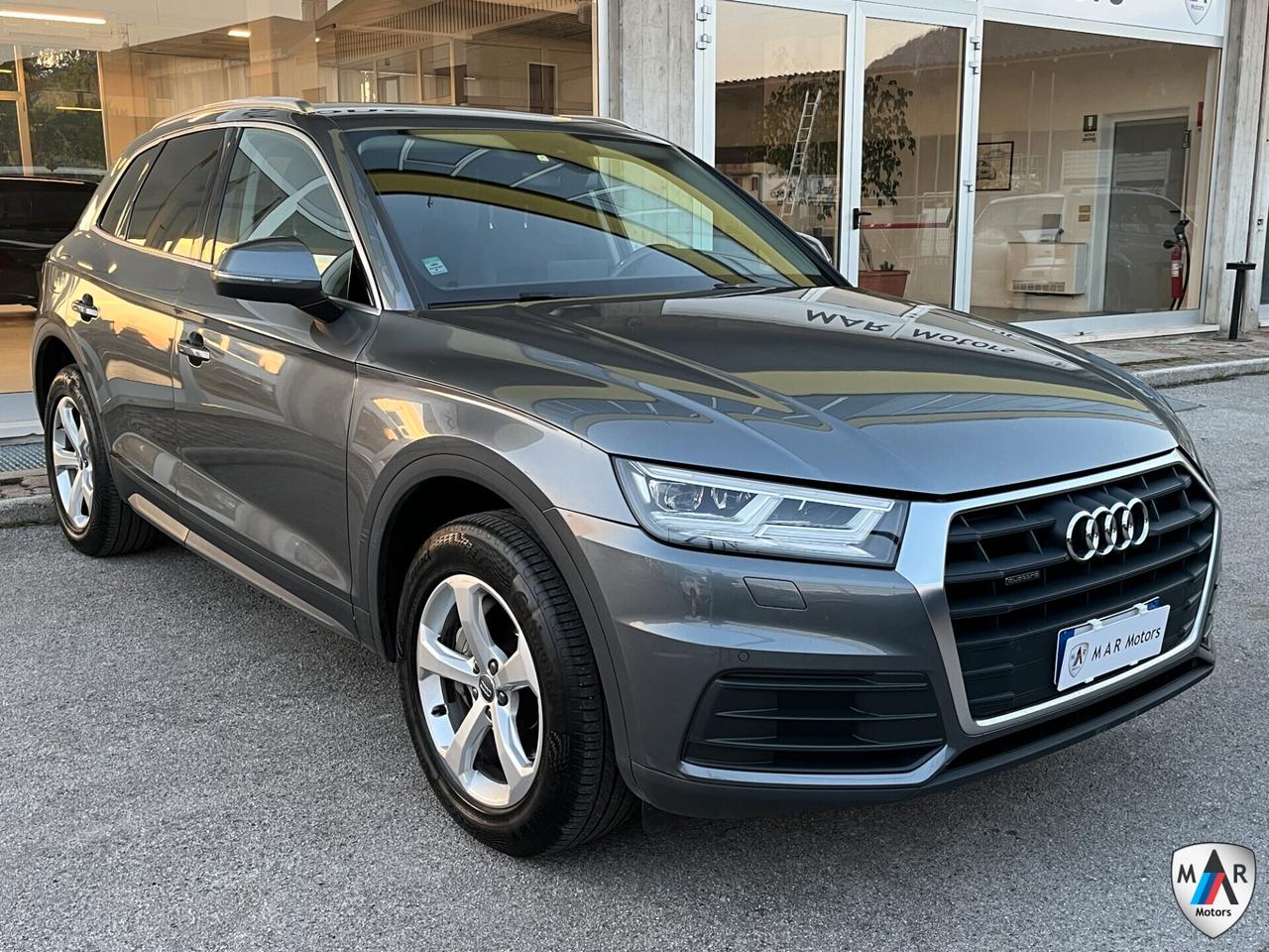 Audi Q5 40 TDI quattro S tronic Business Sport