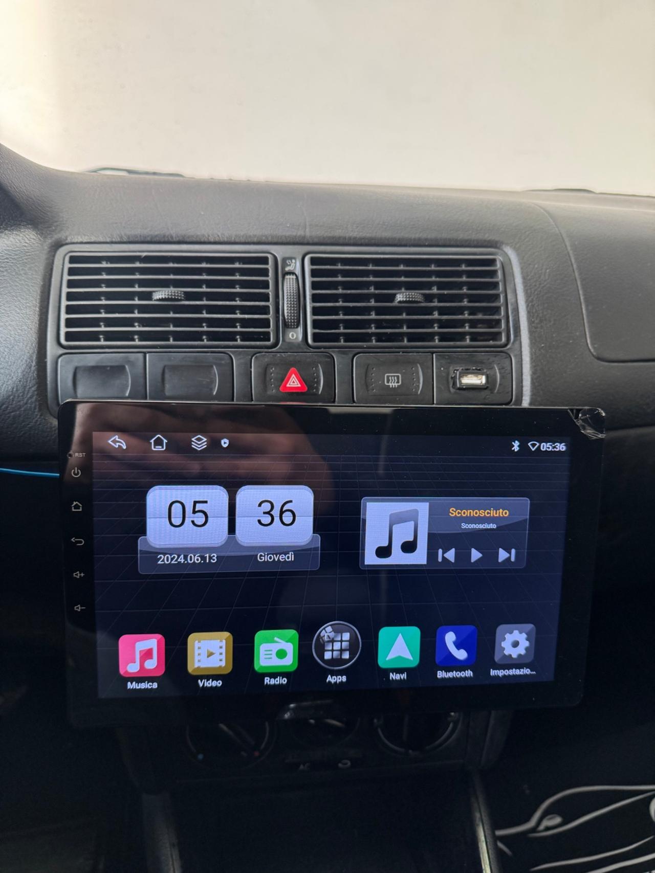 Volkswagen Golf 1.6 cat 5 porte