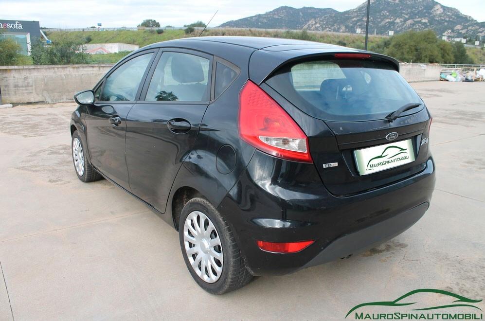 Ford Fiesta 1.4 TDCi 5p. Titanium ANCHE NEOPATENTATI