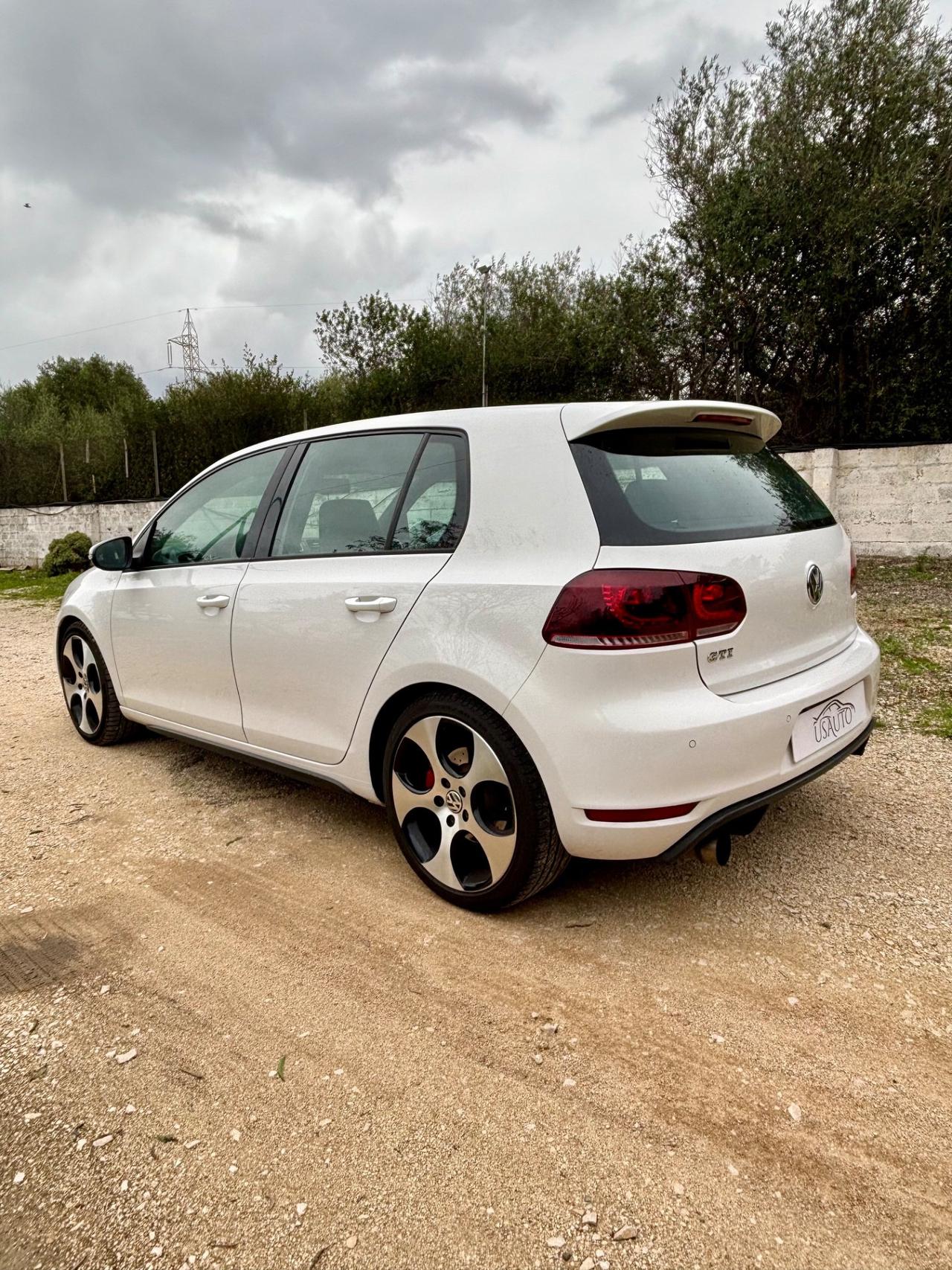 Volkswagen Golf 2.0 TSI 5p. GTI