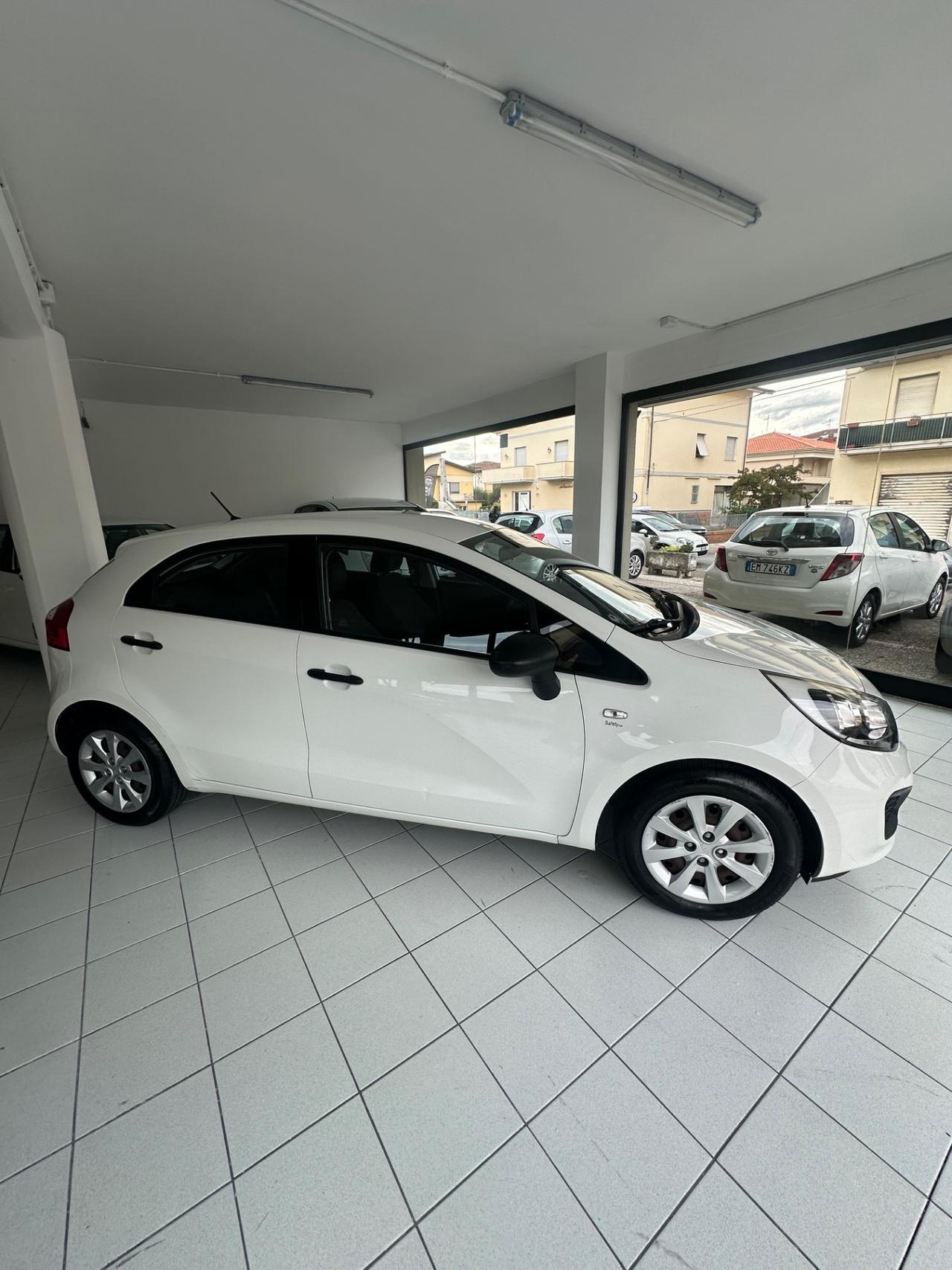 Kia Rio 1.2 CVVT 5p. EX