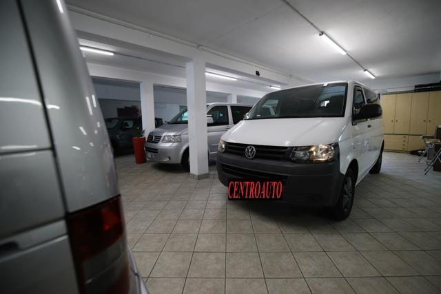 VOLKSWAGEN Transporter VW T5 2.0tdi 140cv 9Posti Euro5 Klima
