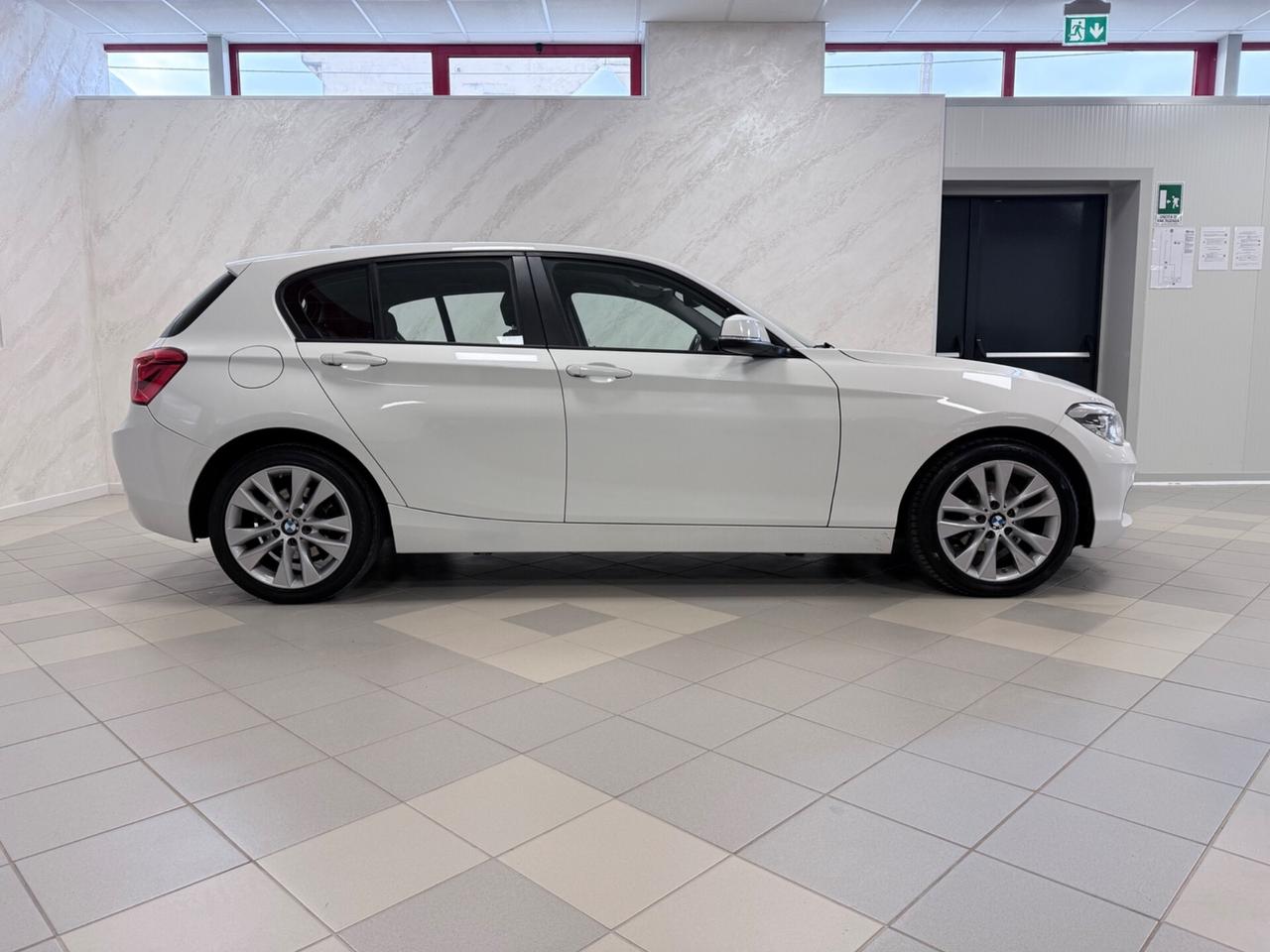 Bmw 116 116d 5p. Sport
