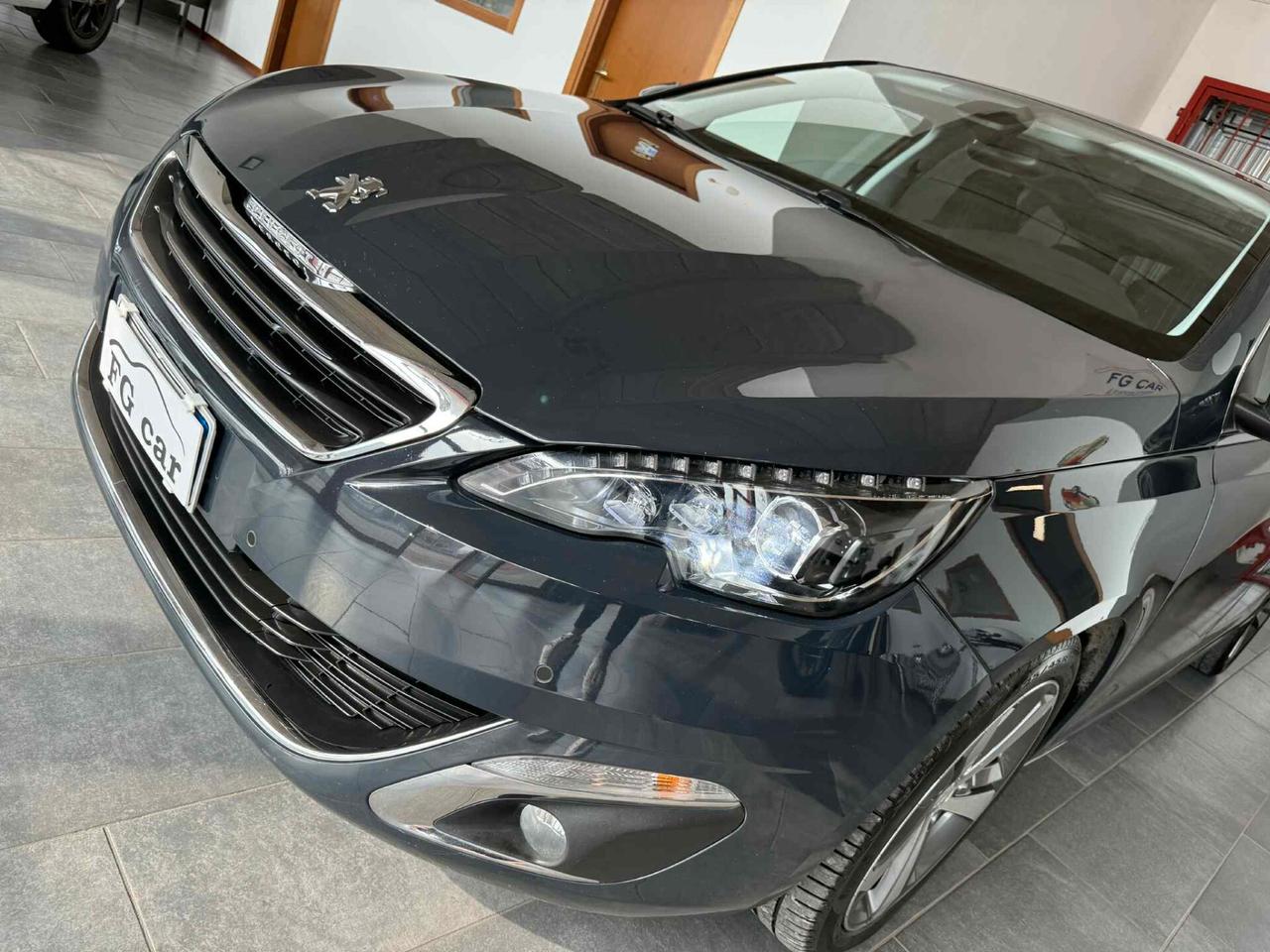 Peugeot 308 BlueHDi 150 S&S SW Allure