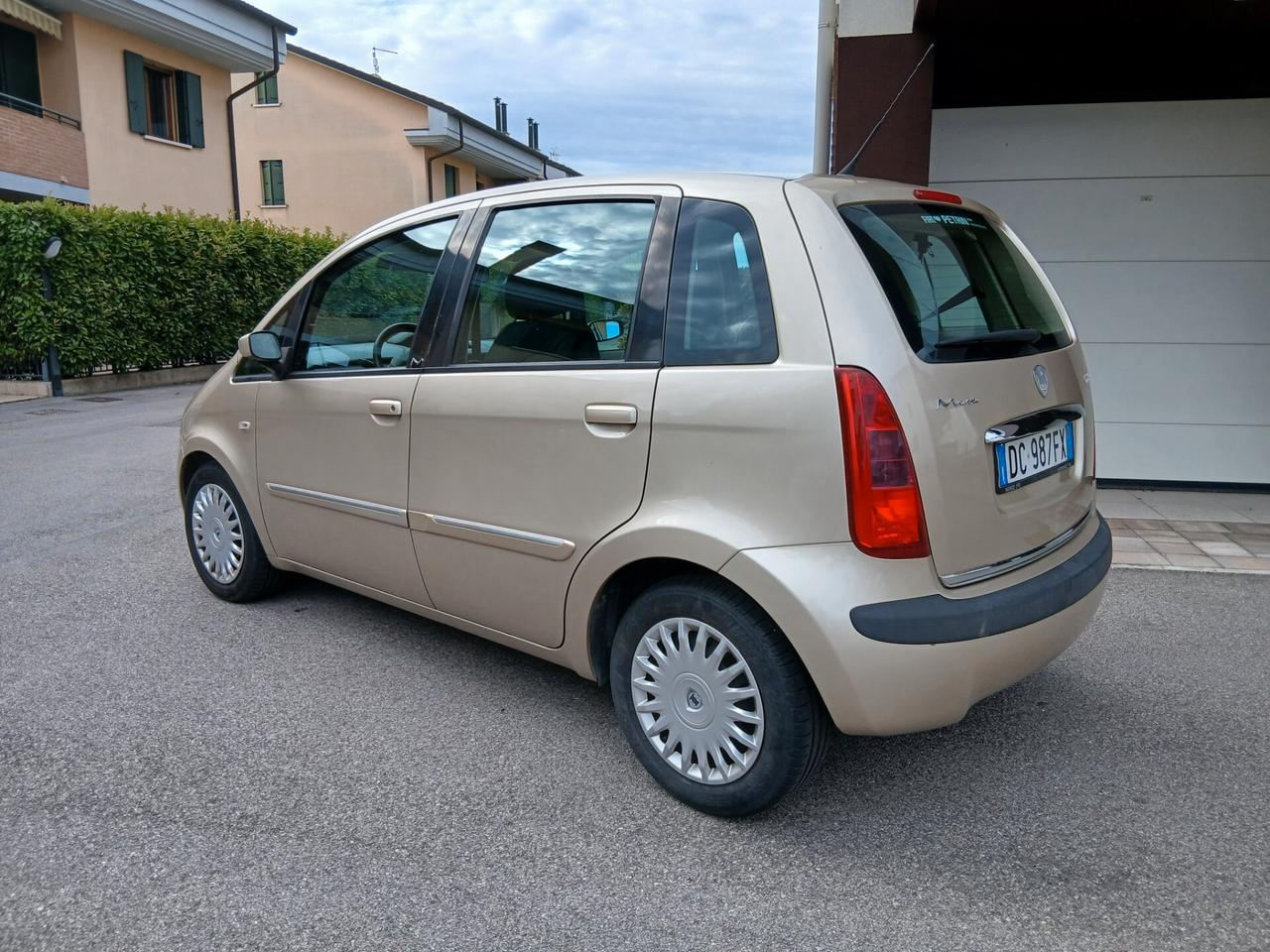 Lancia MUSA 1.4 Argento unico prop OK per neo patentati prezzo FINANZIABILE
