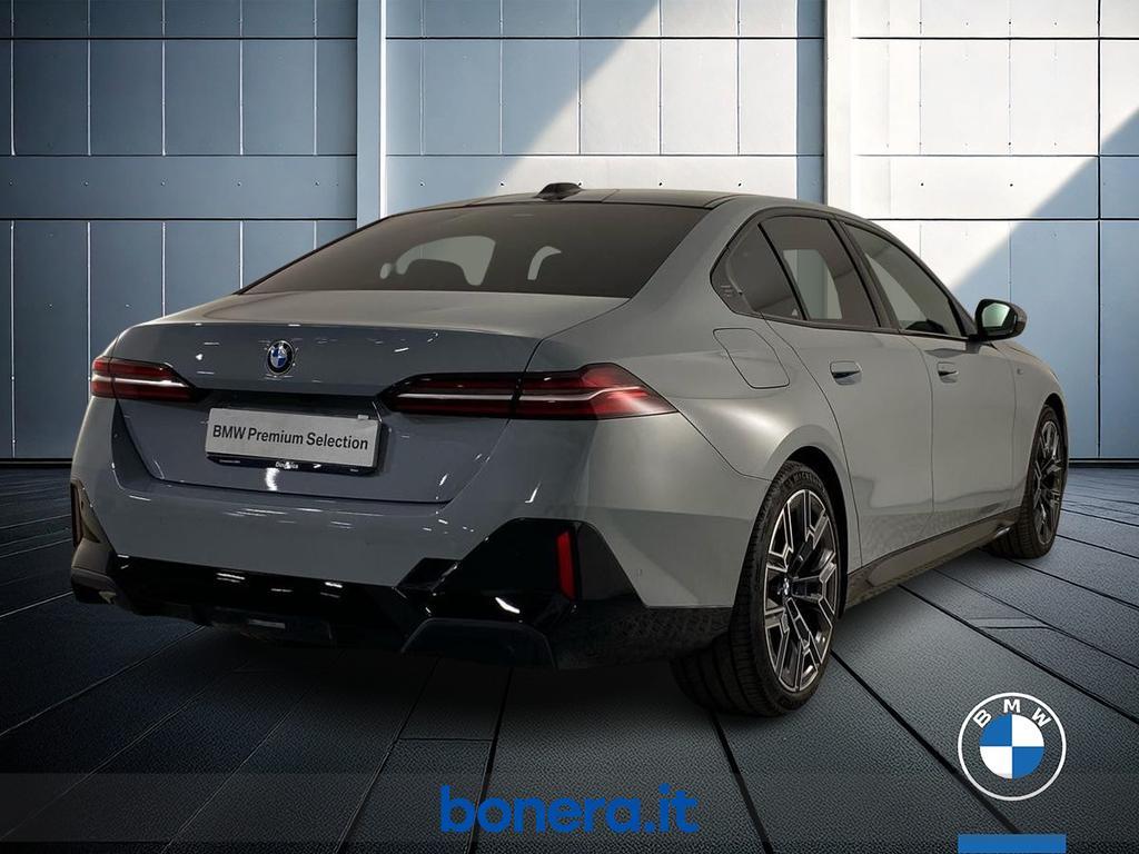BMW Serie 5 Berlina 520 d 48V Msport xDrive Steptronic
