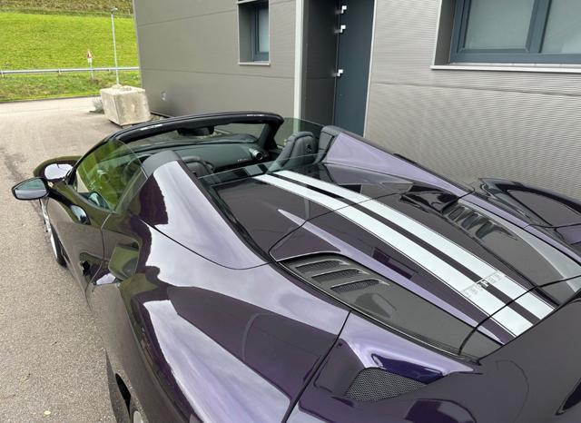 FERRARI F8 Spider "SPEDIZIONE SU RICHIESTA IN TUTTO IL MONDO"