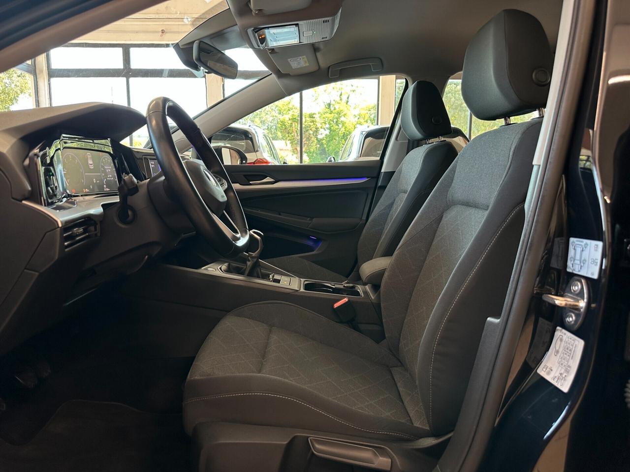 VOLKSWAGEN GOLF LIFE 2.0 TDI 116CV *CARPLAY*LUCI*NEOPATENTATI*