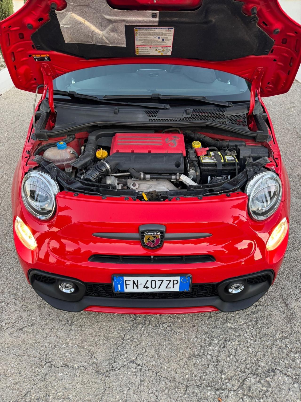 Abarth 595 1.4 Turbo T-Jet 180 CV Competizione