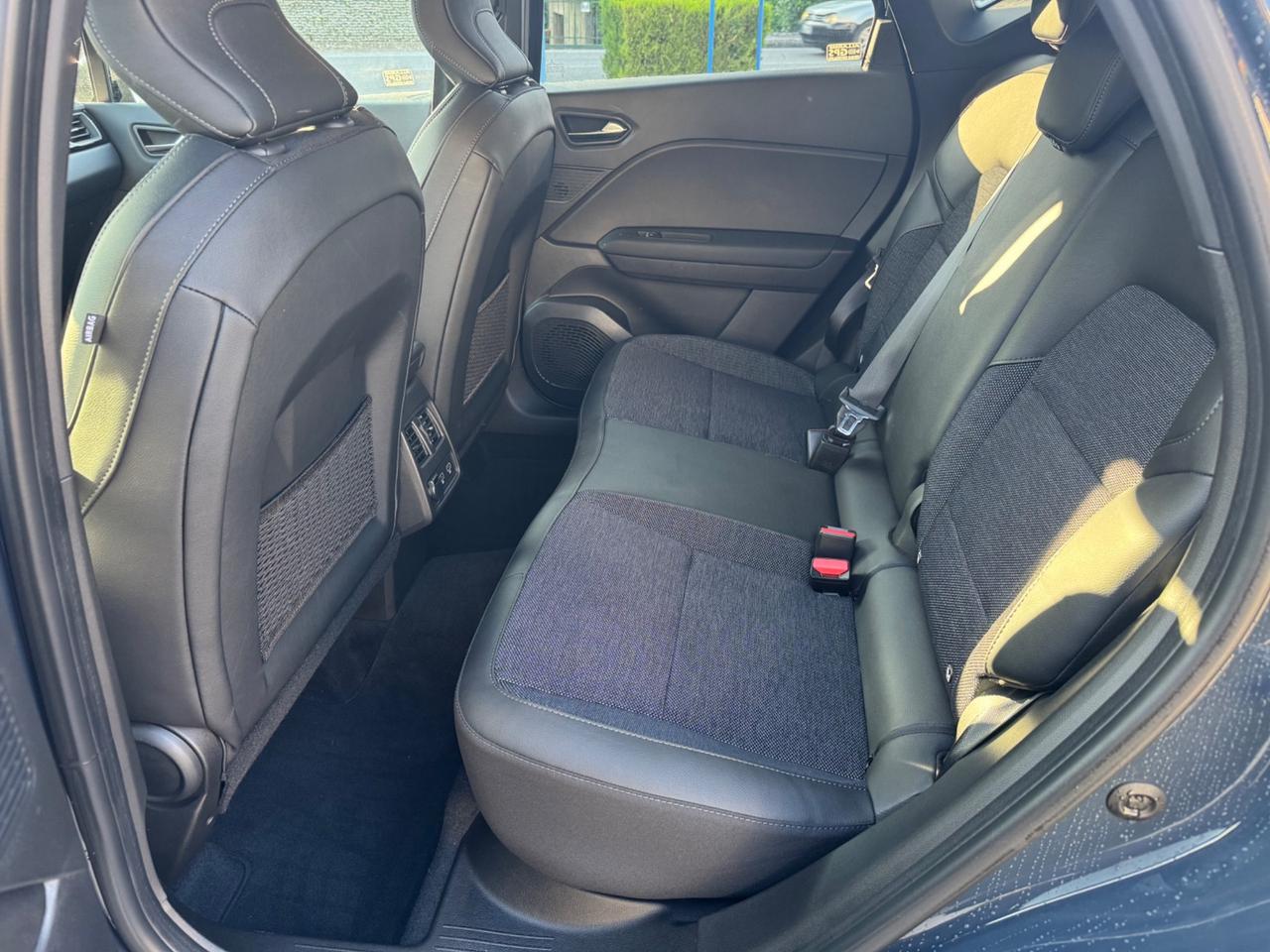 Renault Captur RIVE GAUCHE E-Tech 145 CV