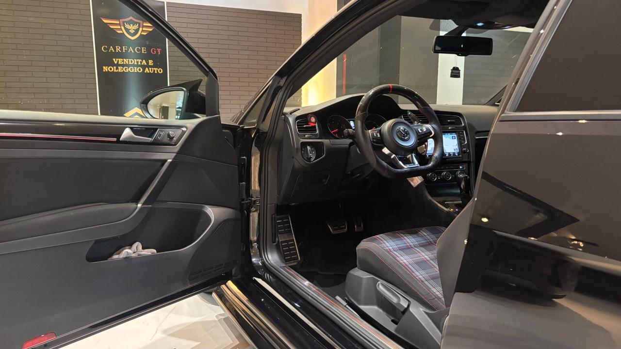 VOLKSWAGEN GOLF GTI 2.0 BENZINA 230CV - 2014