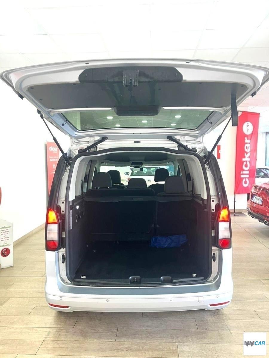 FORD - Tourneo Connect - Gr. 2.0 EBl 122CV Titan.