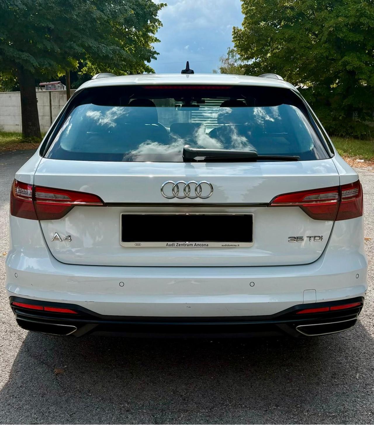 Audi A4 Avant 35 TDI/163 CV S tronic Business Advanced