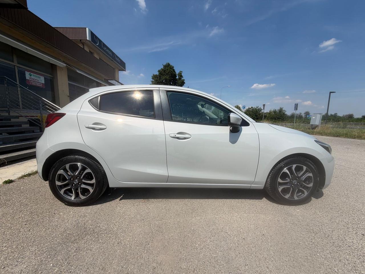 Mazda 2 Evolve 1.5 SkyActiv-G #11219