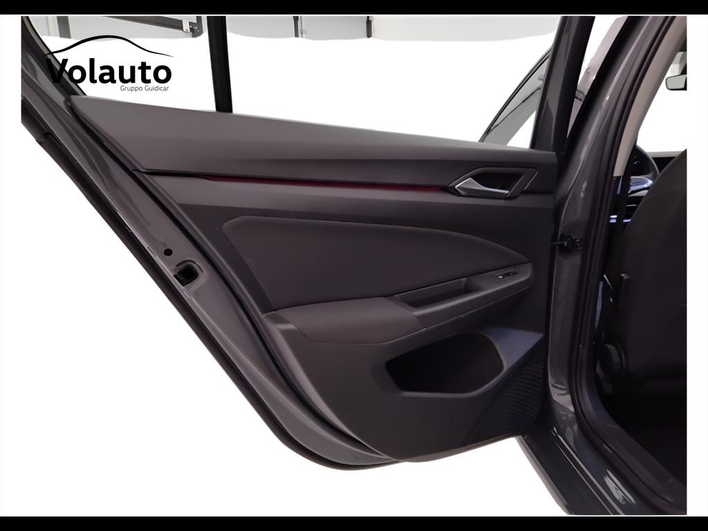 VOLKSWAGEN Golf VIII 2020 - Golf 1.0 etsi evo Life 110cv dsg