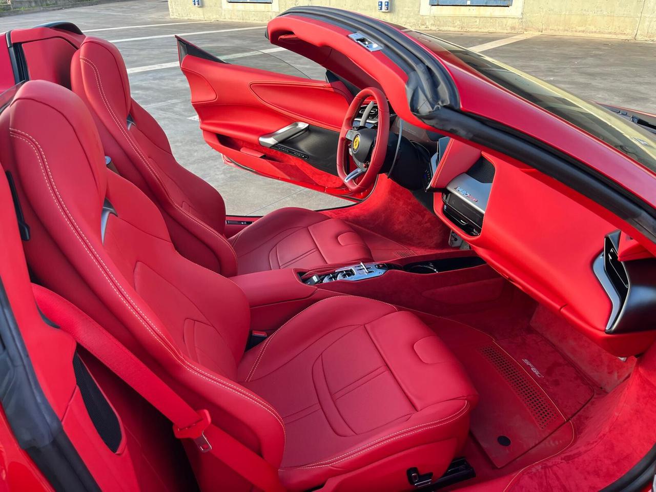 Ferrari SF90 Spider
