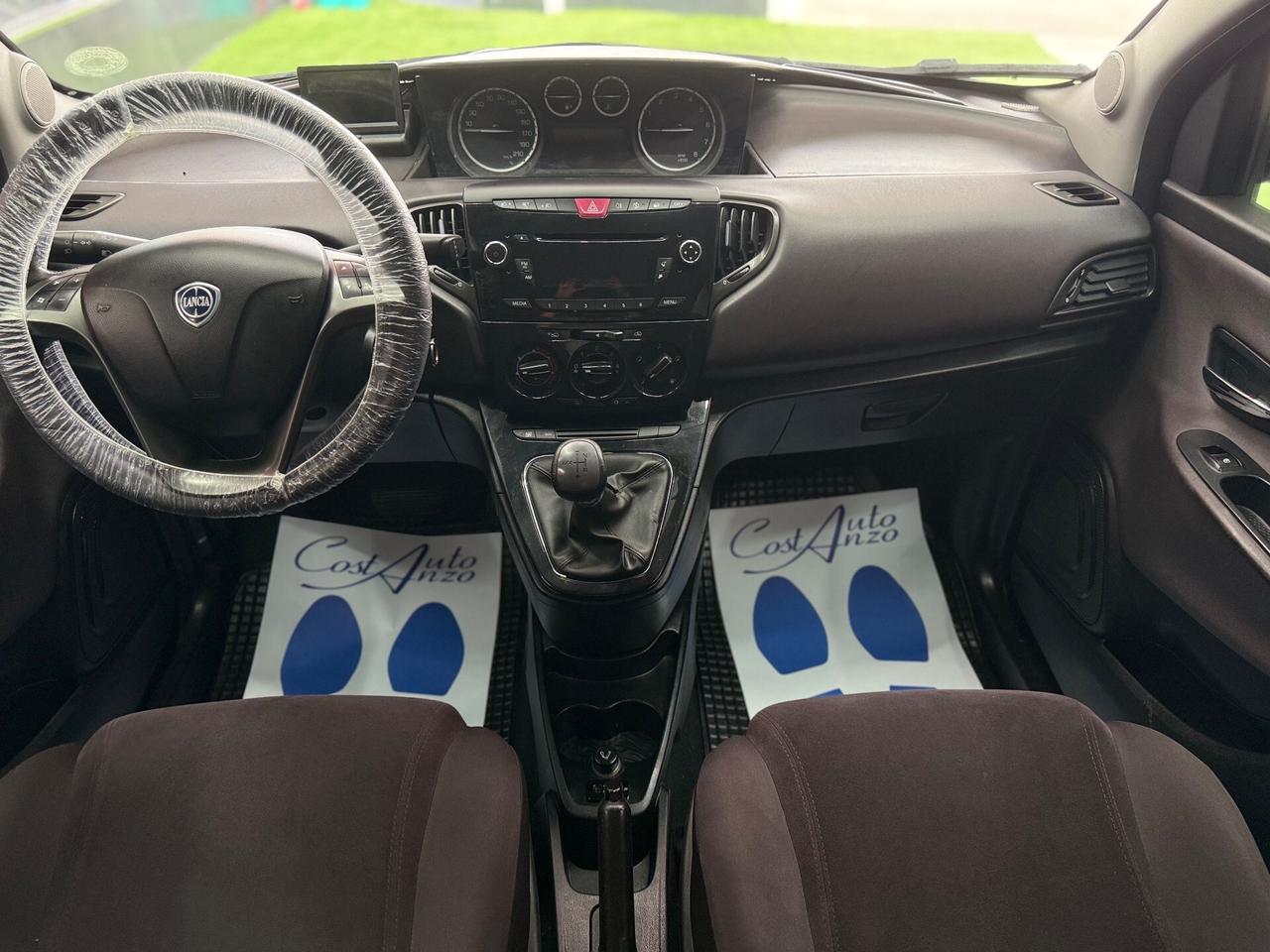 Lancia Ypsilon 0.9 Gpl 85cv Automatica 2012