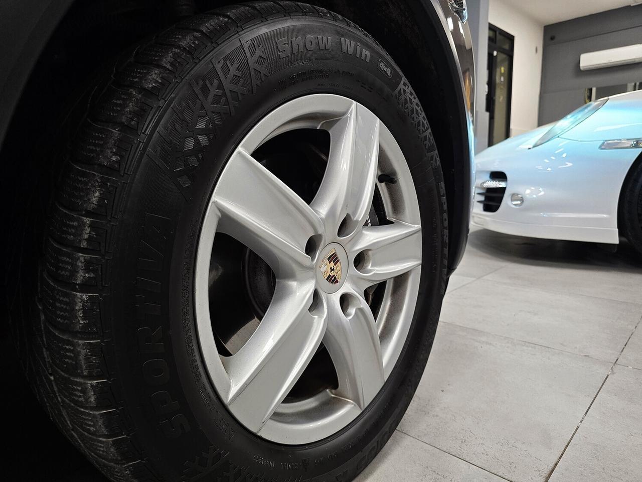 Porsche Cayenne 3.0_TDI_245CV_TIPTRONIC_GARANZIA 12 MESI _UNICA!!!