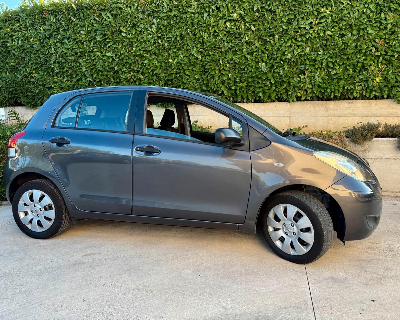 Toyota Yaris 1.3 5 porte Sol