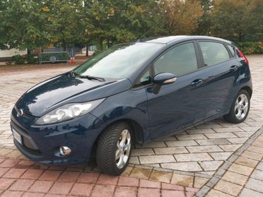 Ford Fiesta 1.2 benzina 5p unico proprietario (neopatentati)