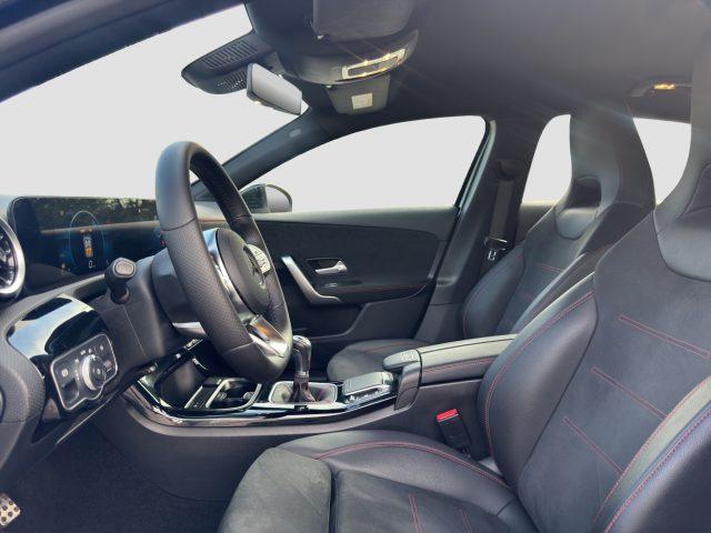 MERCEDES-BENZ A 180 A 180 d Premium