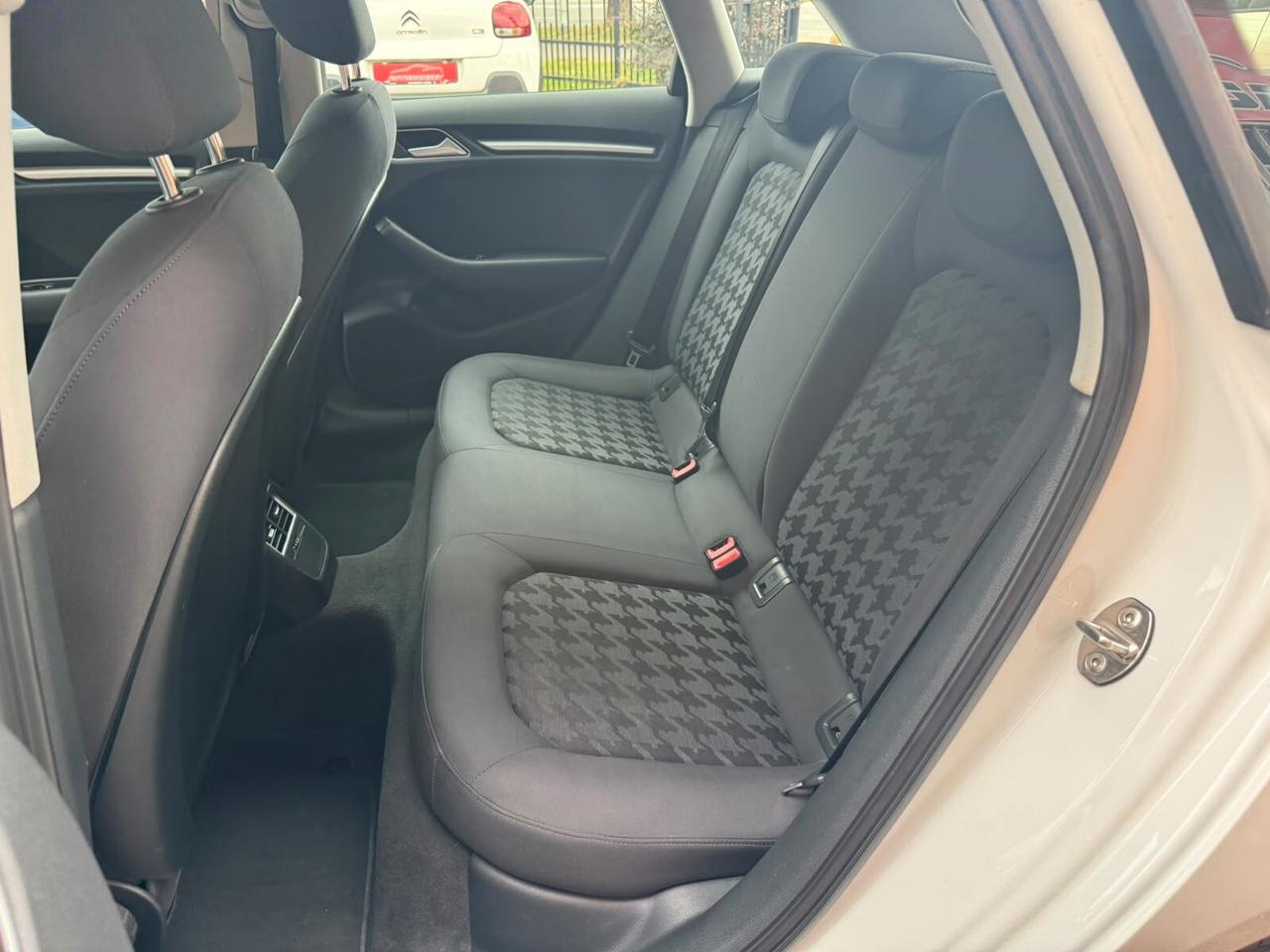 Audi A3 Sportback 1.6 tdi Business 110cv E6