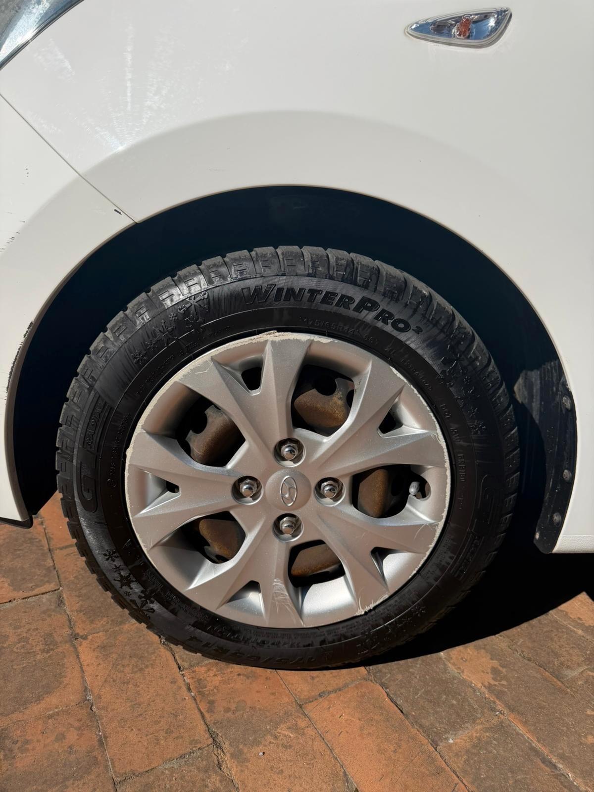 Hyundai i10 1.0 MPI Login A/T