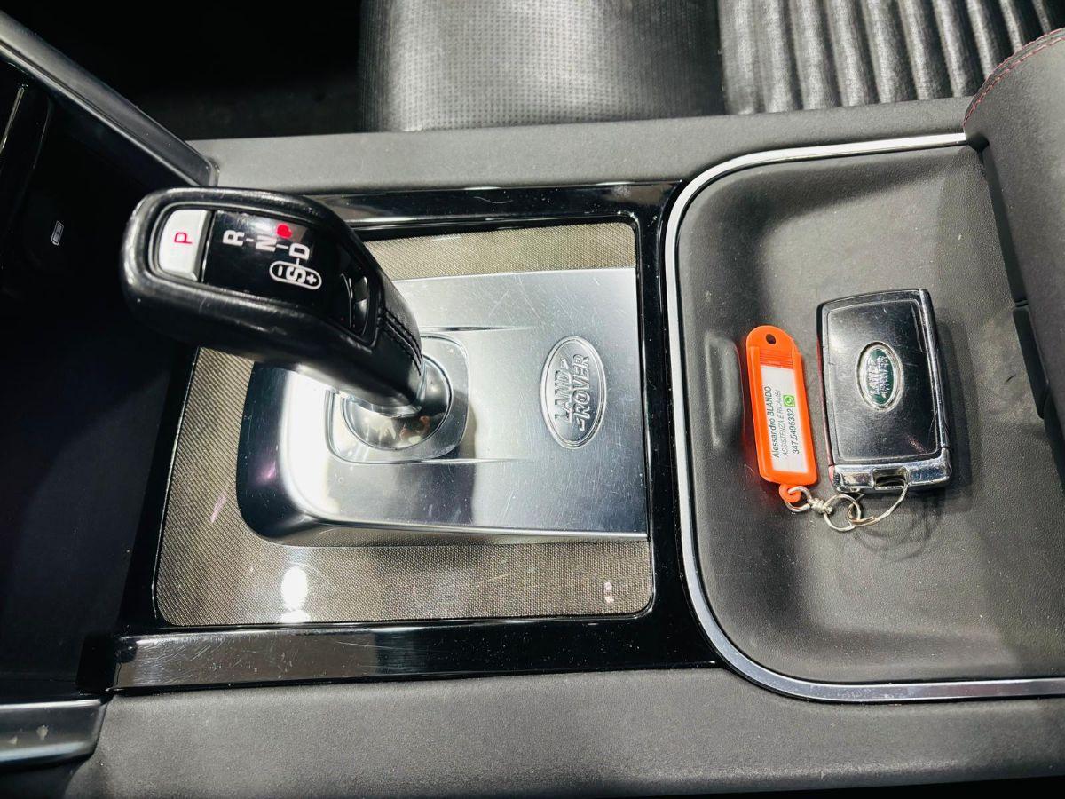 Land Rover Discovery Sport 2.0 D I4-L Mild Hybrid AWD Autom. R-Dynamic Unip.