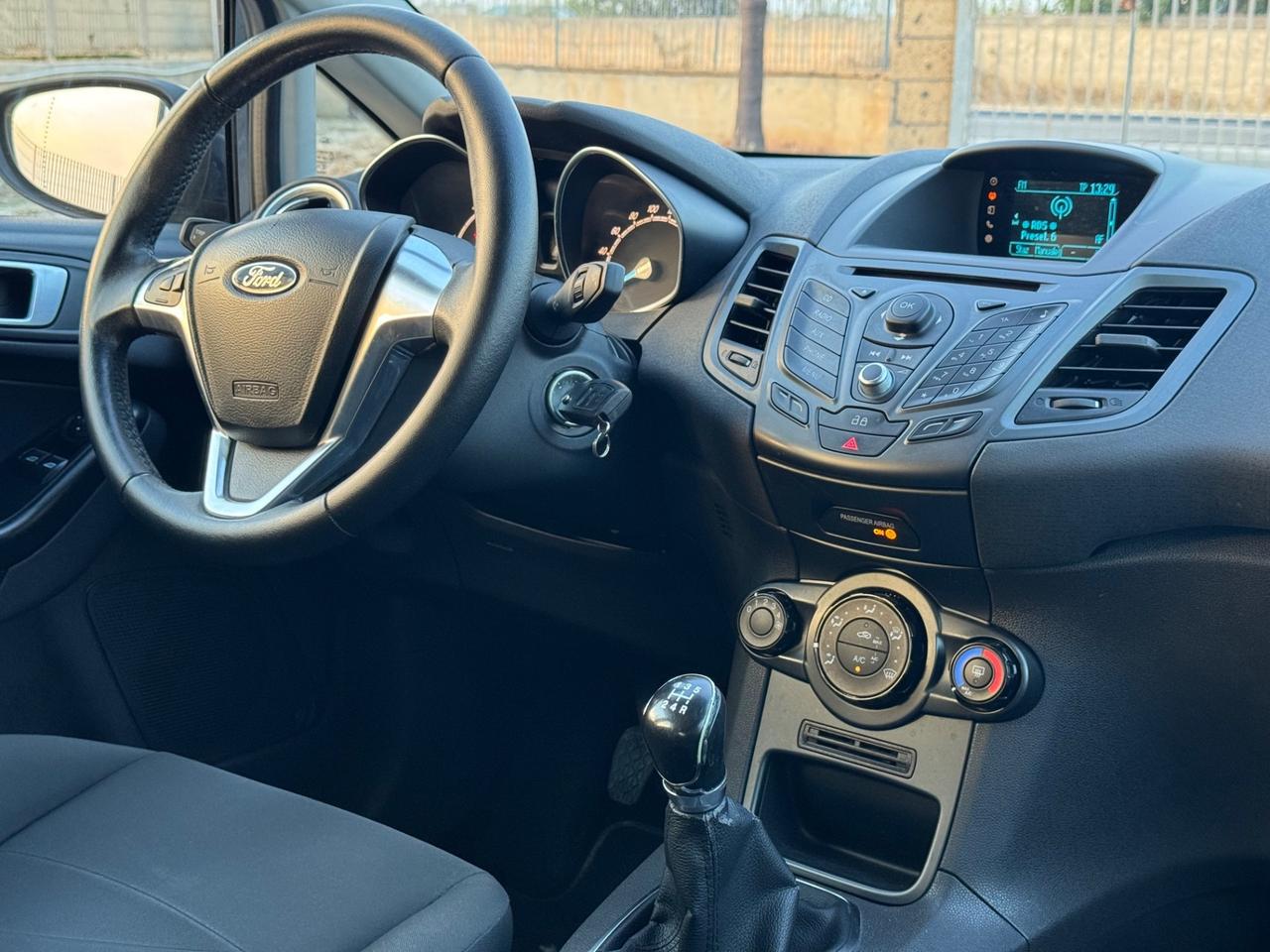 Ford Fiesta 1.5 TDCi 75CV 5 porte