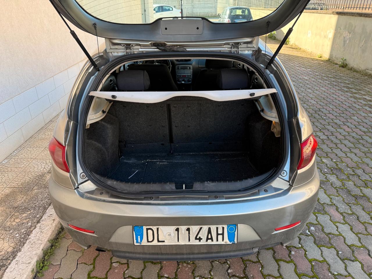 Alfa Romeo 147 1.9 JTD M-JET 16V 5 porte Dist.