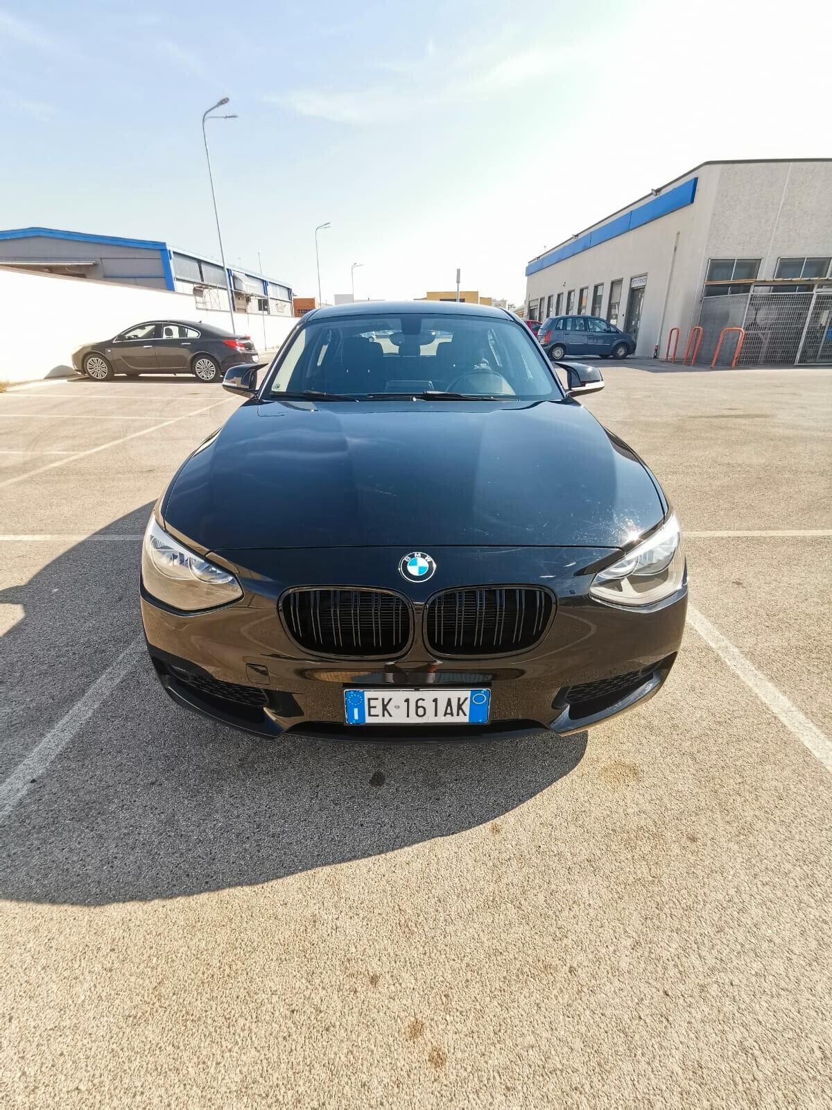 Bmw 116 5p. Urban solo km.88000