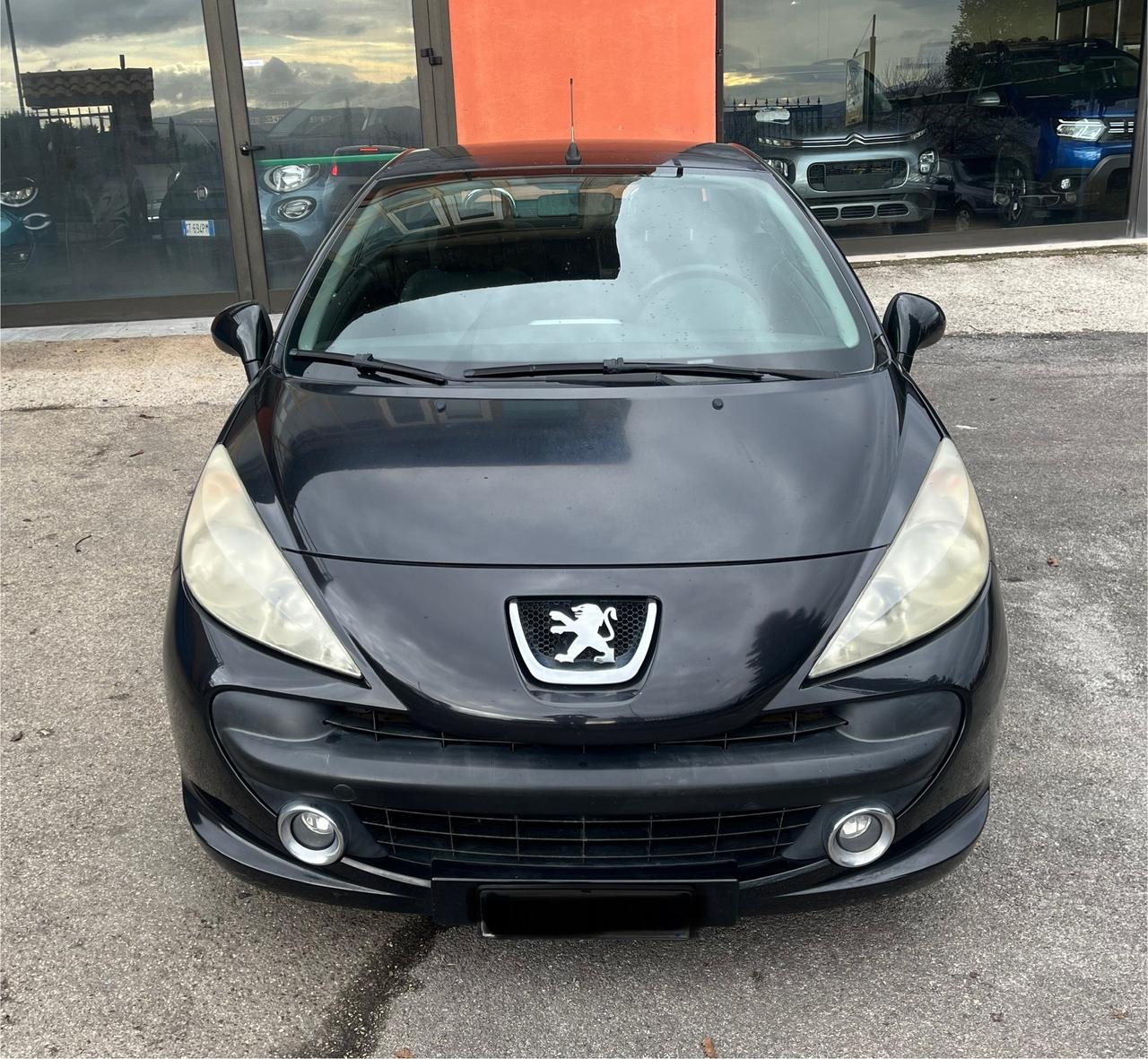 Peugeot 207 1.6 HDi 110CV CC Tecno