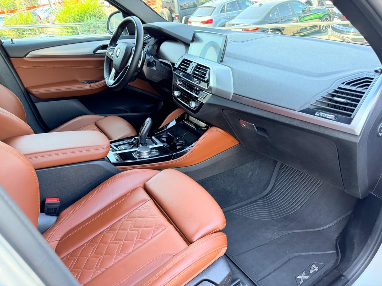 Bmw X4 xDrive20d 48V xLine cerchi interni individual
