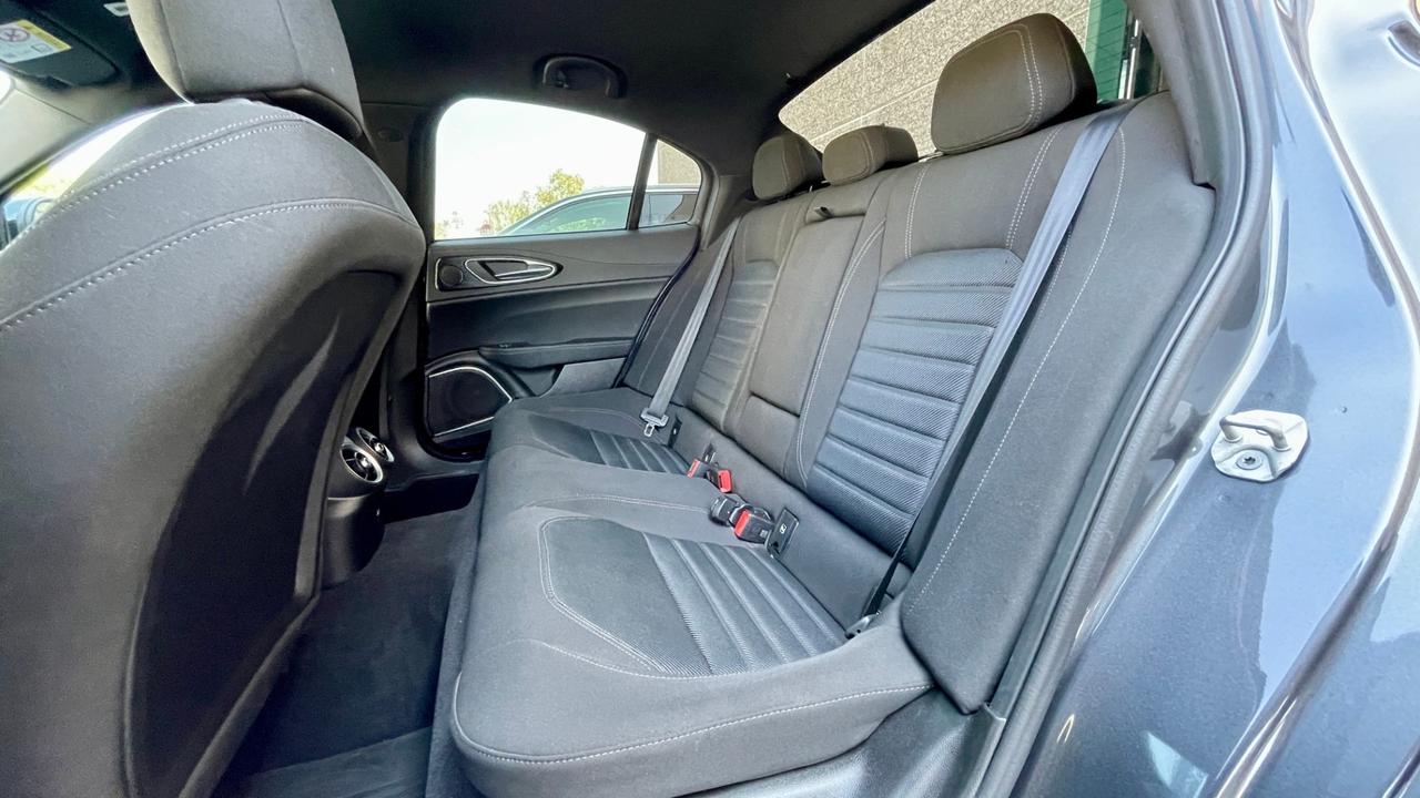 Alfa Romeo Giulia 2.2 Turbodiesel 160 CV AT8 Super