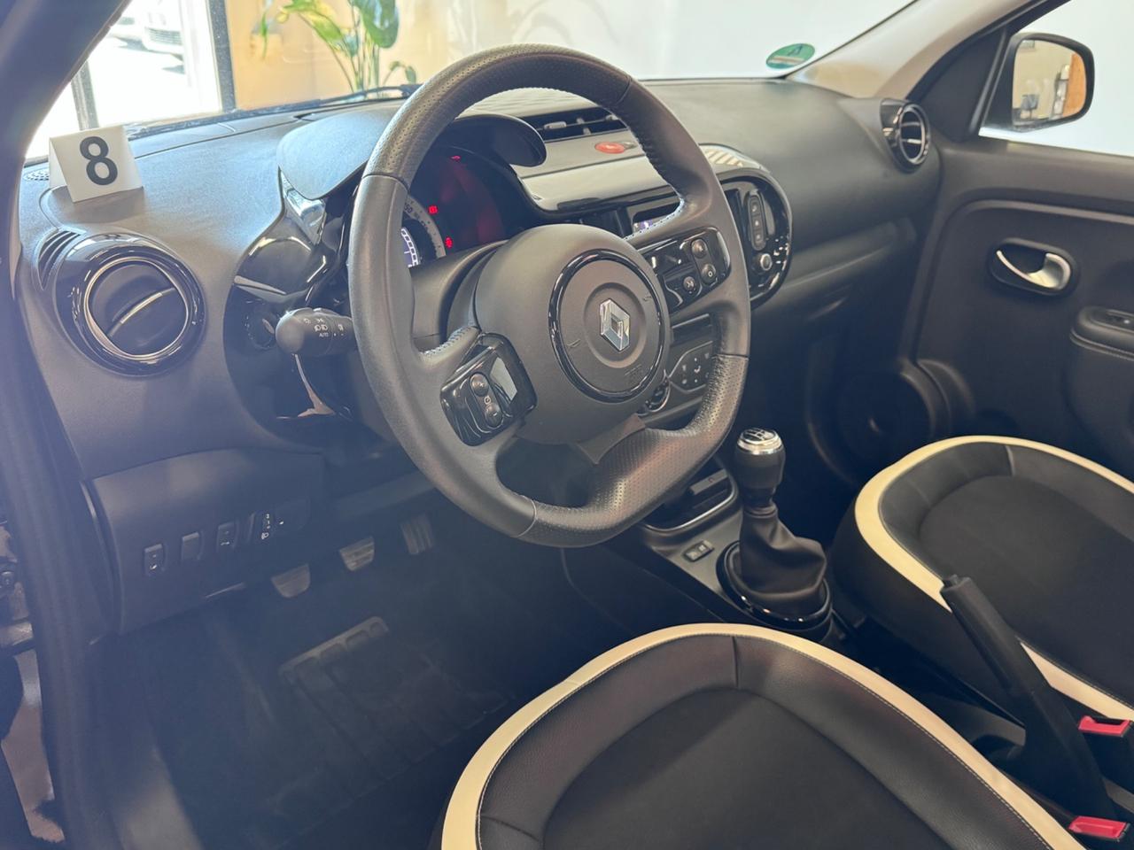 Renault Twingo 1.0 65cv URBAN NIGHT , UNICA, PELLE, FALTDACH NAVI, CERCHI DA 16, UNIPRO