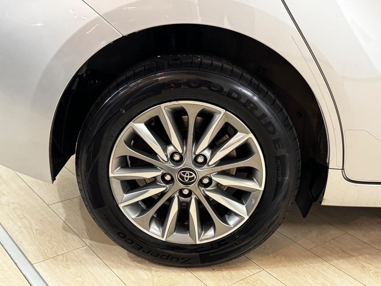 Toyota Verso 1.6 D-4D-Euro6-Telecamera-Garantita-Permute-