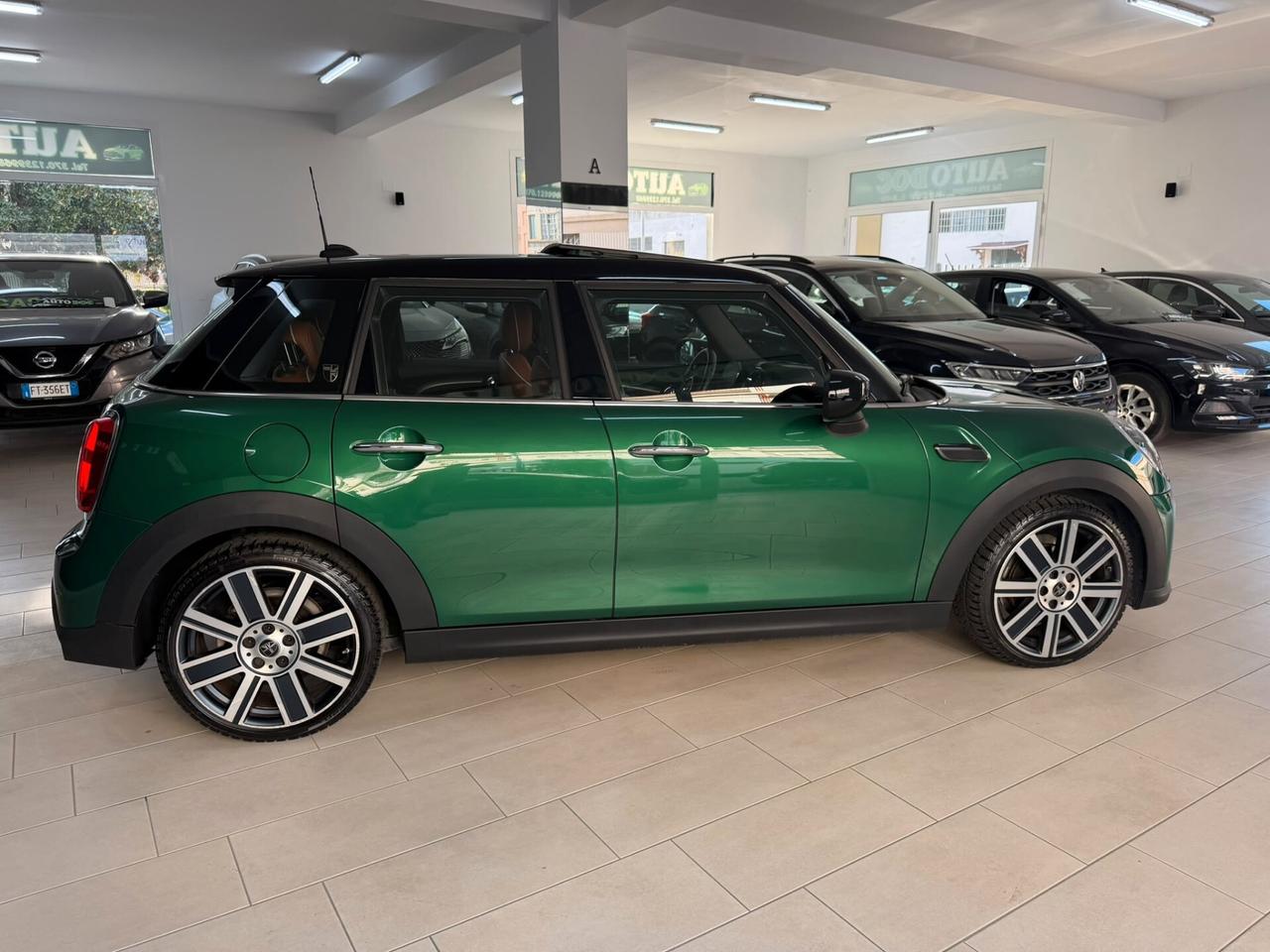 Mini Countryman John Cooper Works 1.5 One Yours
