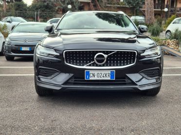 Volvo V60 Cross Country V60 Cross Country B4 (d) AWD aut. pro BUSINES