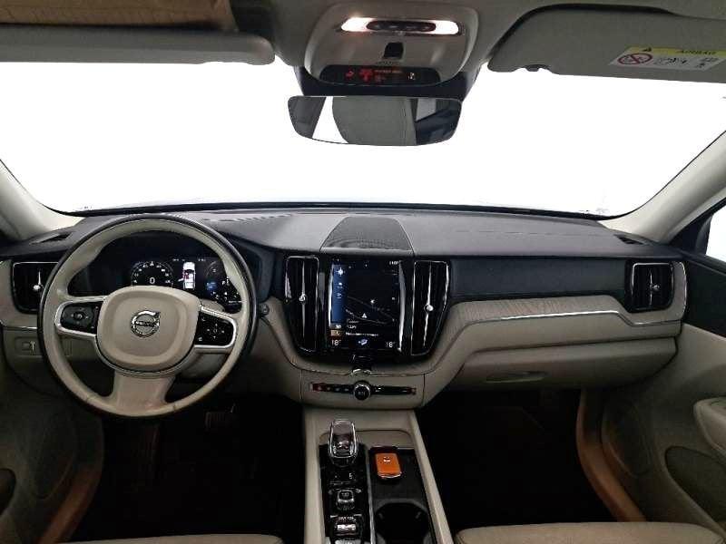 Volvo XC60 B4 197+14 CV Automatica Mild Hybrid Diesel NAVI TETTO LED Inscription