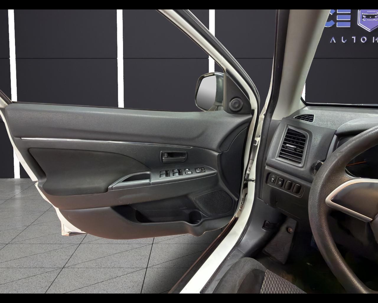 MITSUBISHI ASX 1.6 2WD Inform