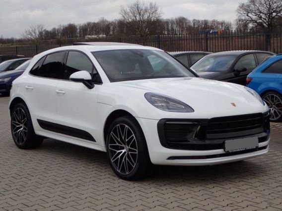 PORSCHE Macan 2.0 T