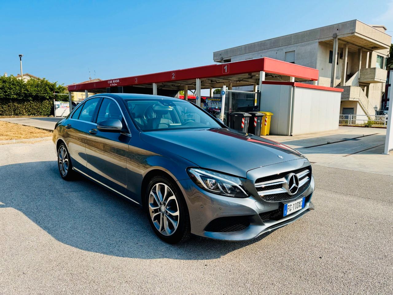 Mercedes-benz C 200 d Premium / LED / NAVI / Automatica