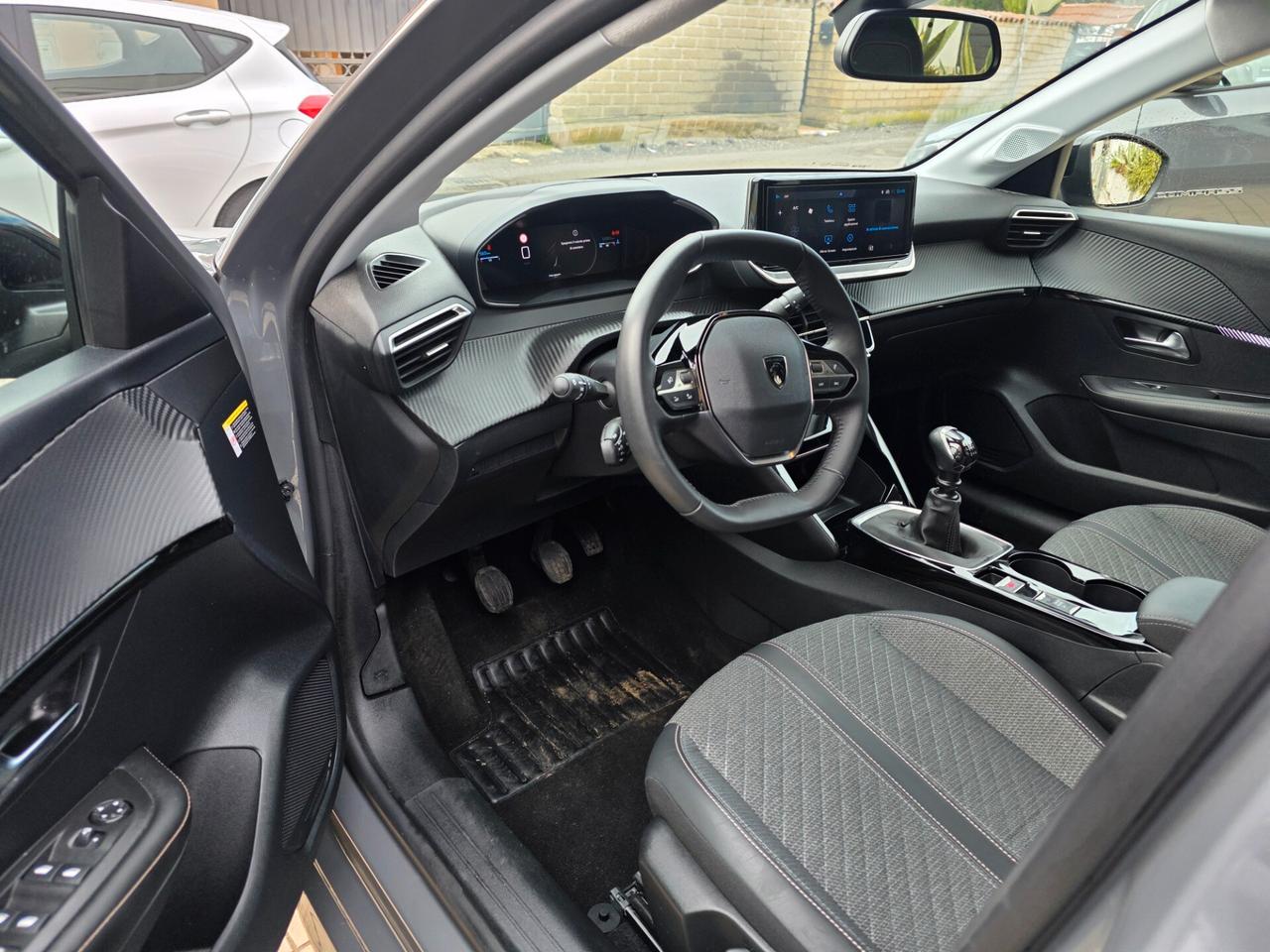 Peugeot 208 PureTech 100 Stop&Start 5 porte Allure